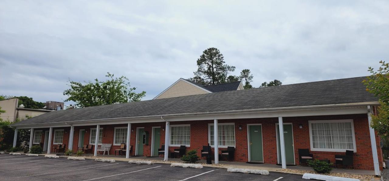 Bassett Motel ウィリアムズバーグ エクステリア 写真