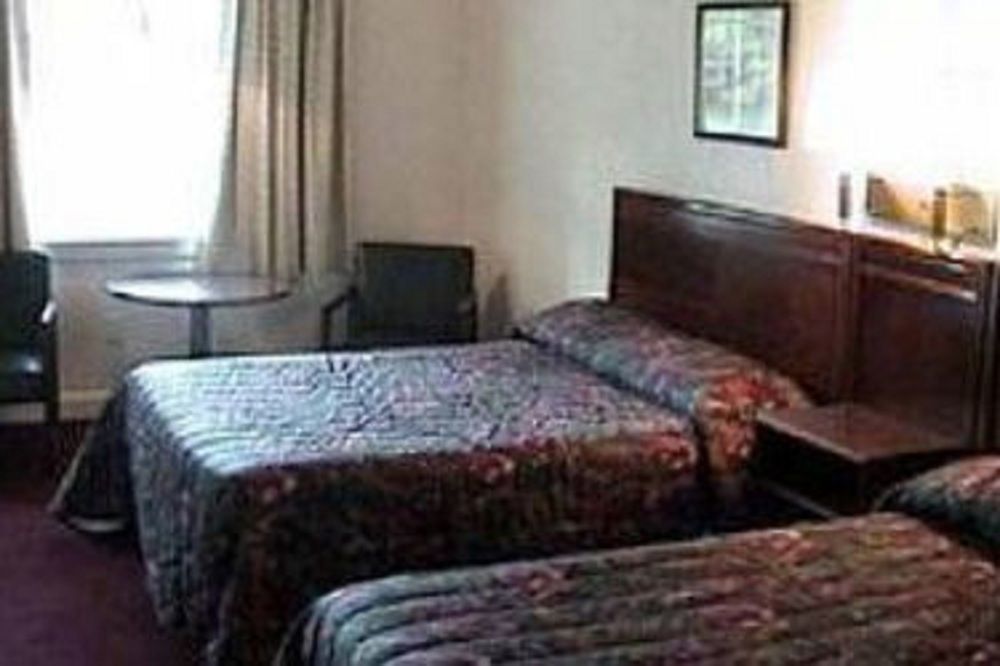 Bassett Motel ウィリアムズバーグ 部屋 写真